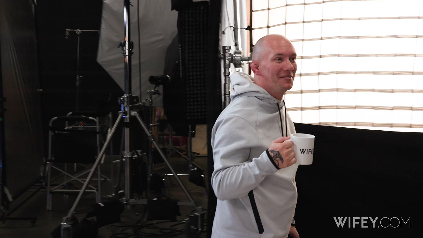 WIFEY with Nadia White in Nadia And Jason – Anal-Craving Hotwife Gapes For BBC