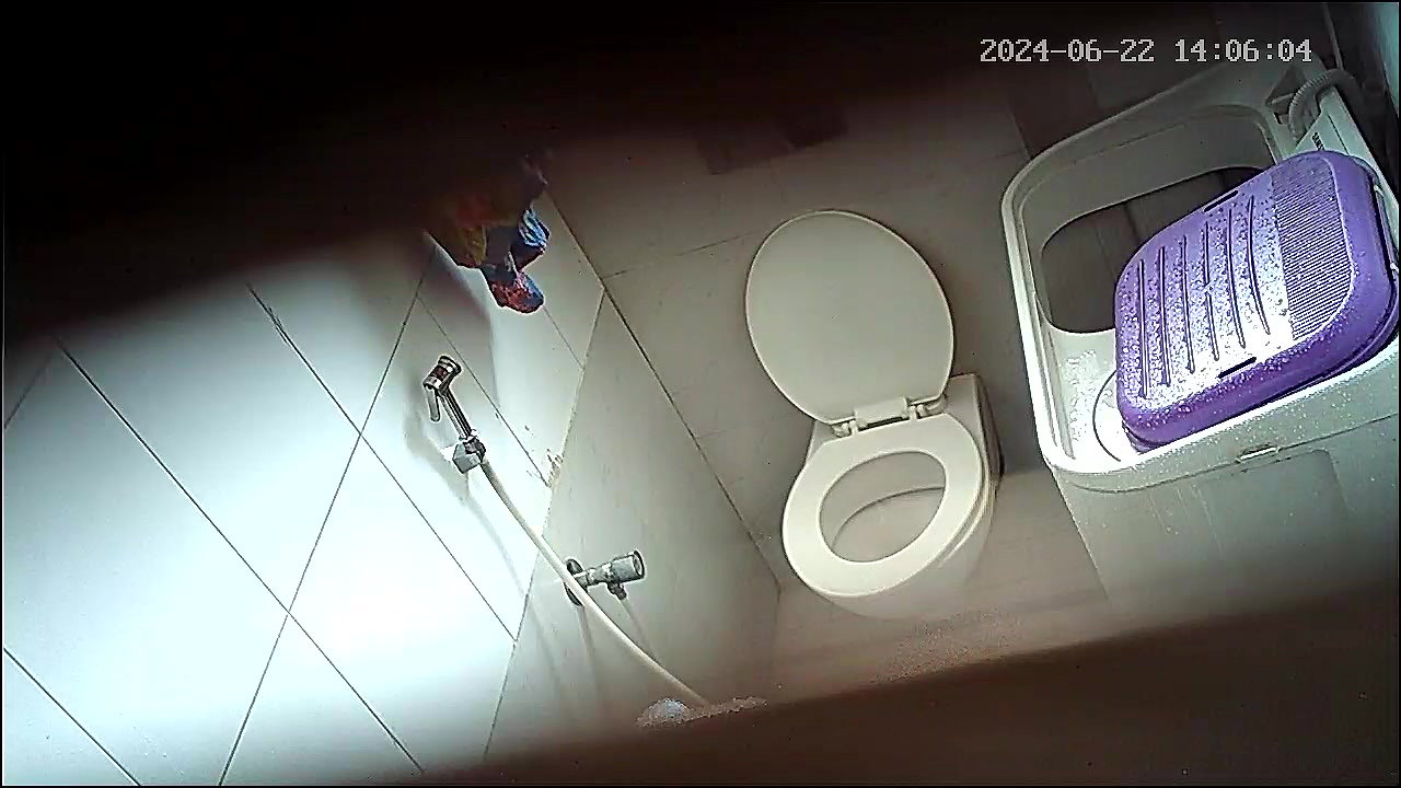 Busty Wife Hidden Cam Bathroom 12vids 7pics Total One hour length videos 28