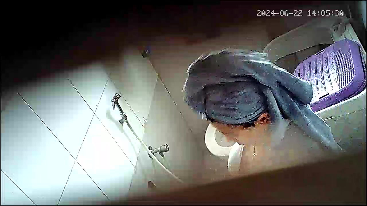Busty Wife Hidden Cam Bathroom 12vids 7pics Total One hour length videos 28