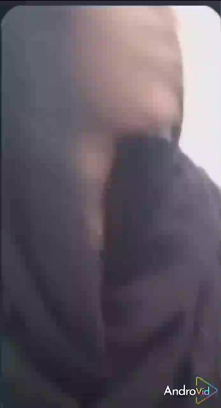 Topless hijab girl seduces boyfriend on live cam