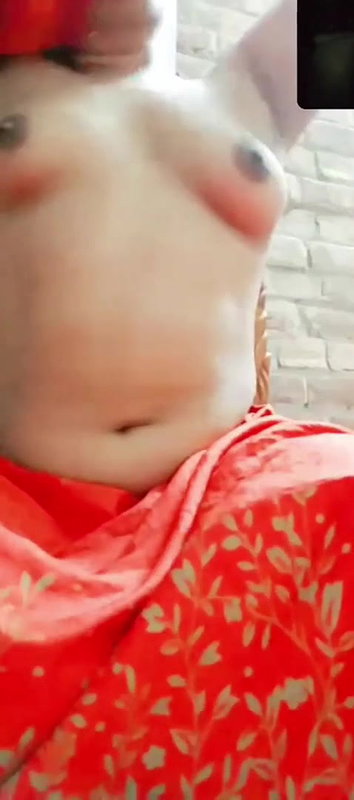 Horny cute lover pusdy fingering show for her l9ng distance bf