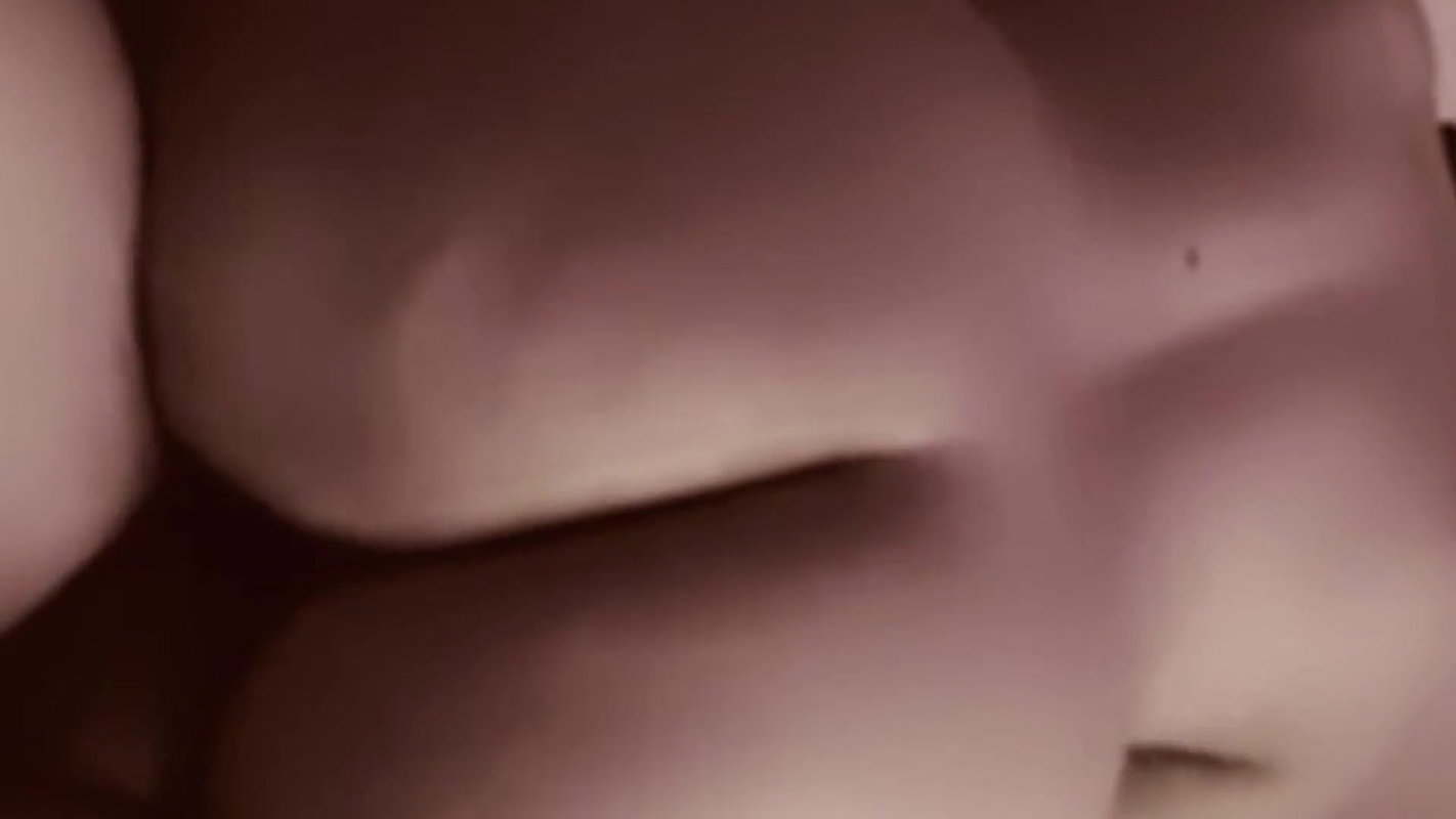 Big ass beautiful mature hot sexy kolkata bhabi raiding hard fuck with her hasband in honeymoon