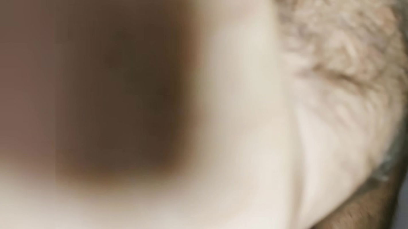 First time virgin girl viral video