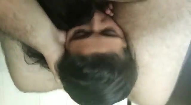 Desi cute girl suck her bf dick