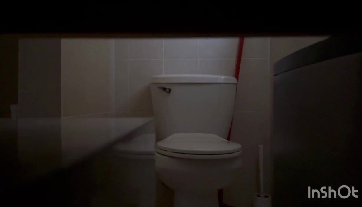 Beautiful Sister Nude Captured When Peeing In Washroom 23