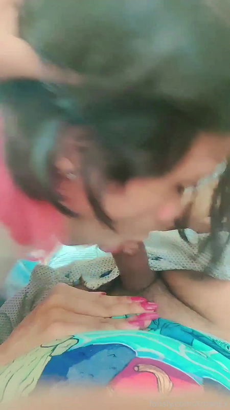 Indian shemale Arpanex blowjob