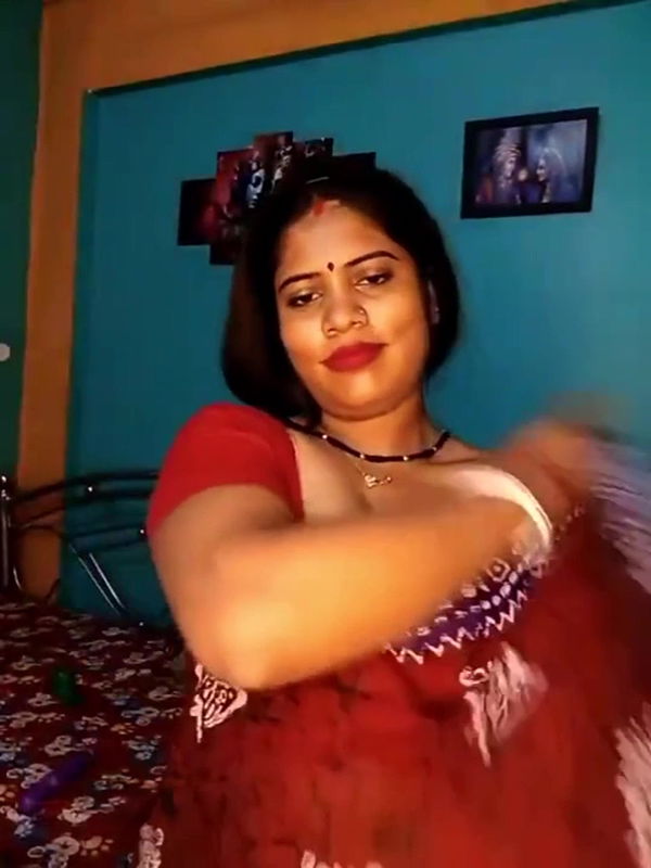 Indian horny wife fingering