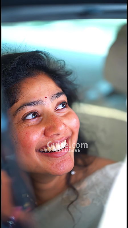 SAI PALLAVI GLAM BABE YUMM FACE CARD HQ VIDEO