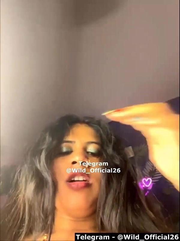 V-Hot-Sweti-stripchat-ticket-show