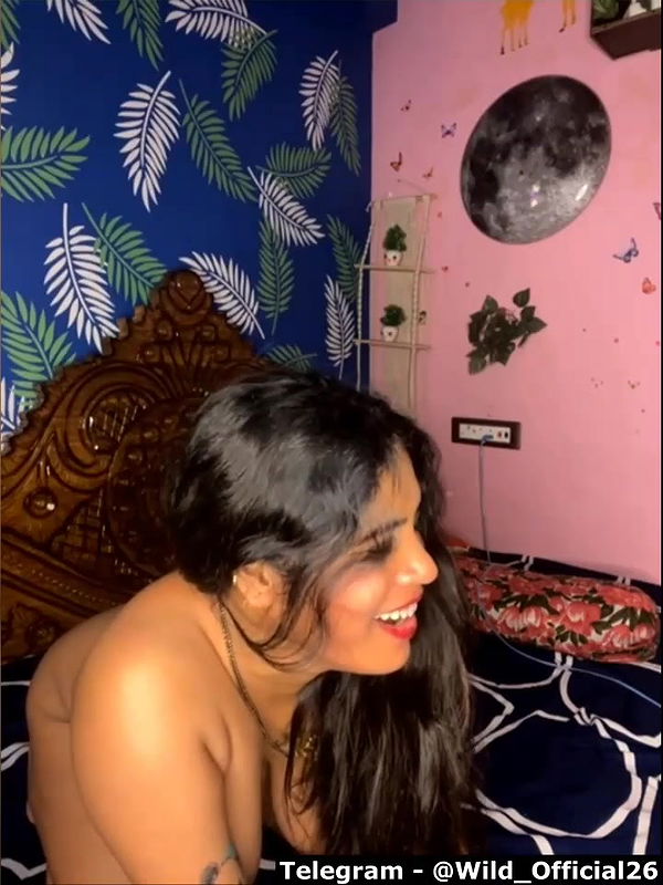 V-Hot-Sweti-stripchat-ticket-show