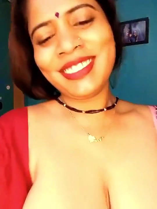 Vhotsweti Token show With Face pussy squrit