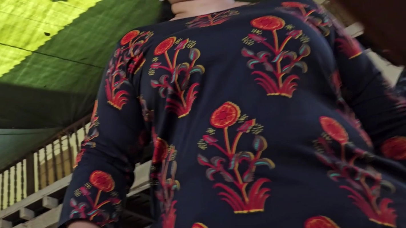 Mallu Busty Girl Boobs and Ass in black dress