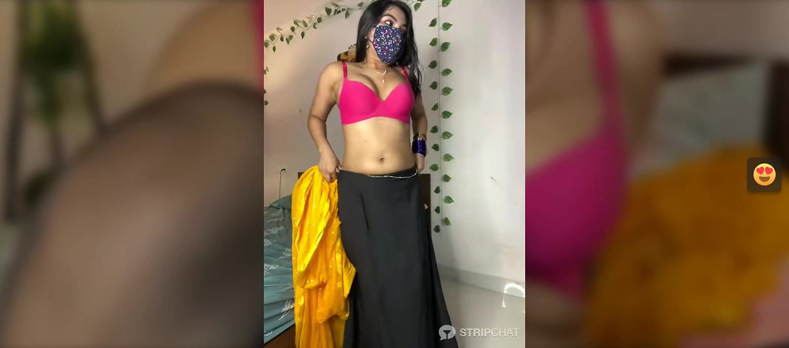 Horny Bhabhi spreading her legs showing pussy