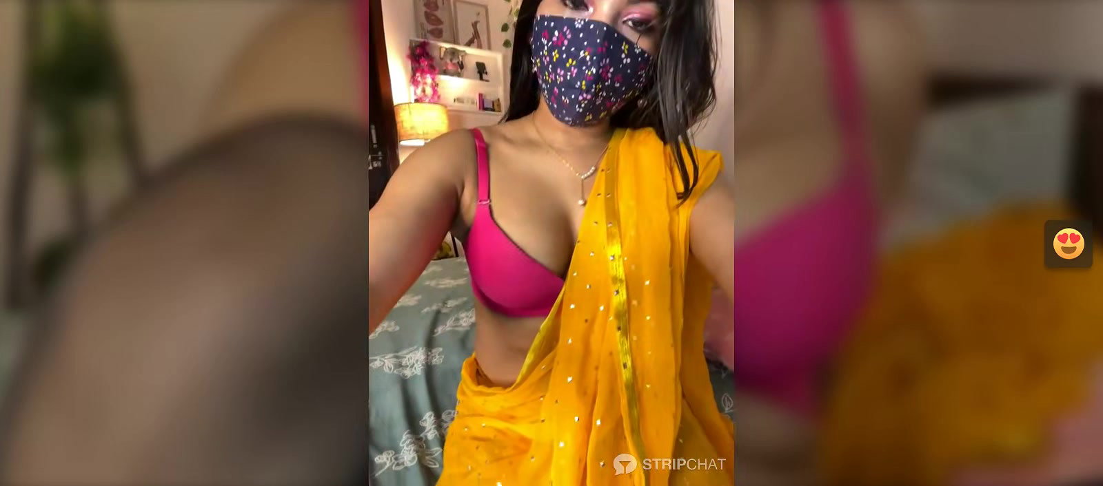 Horny Bhabhi spreading her legs showing pussy