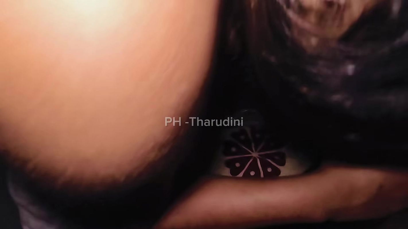 Sri lankan Cheating wife sex with her husband’s Best friend with at homr