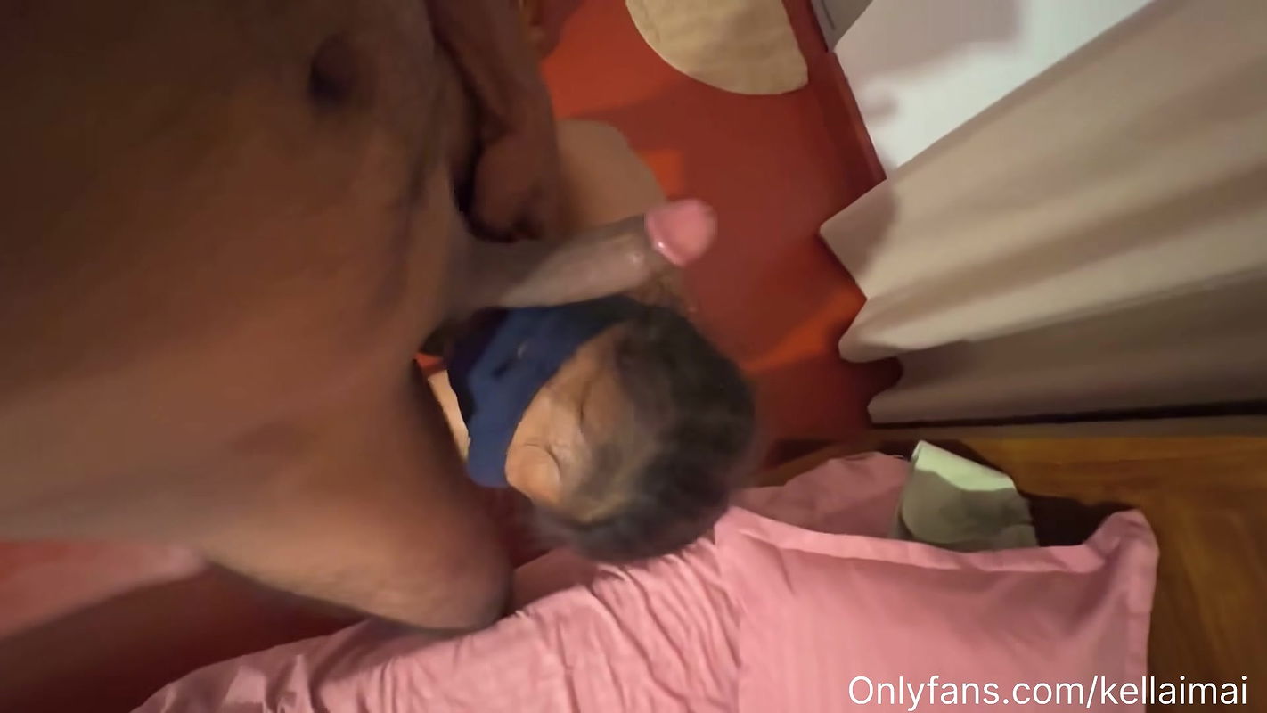 Deep and Juicy Blowjob First time with My Girlfriend