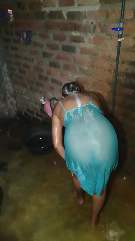 Slutwife Hot Bath at the Bathroom