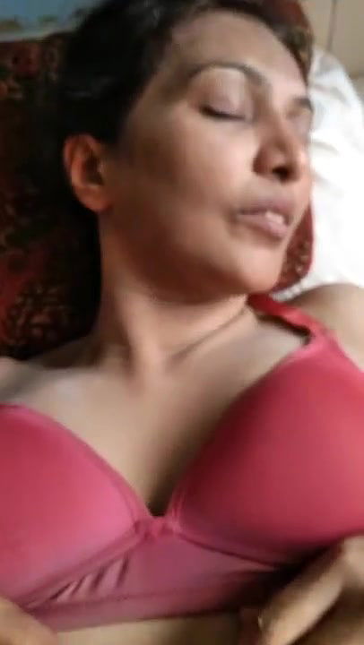 Hot bhabhi fucked
