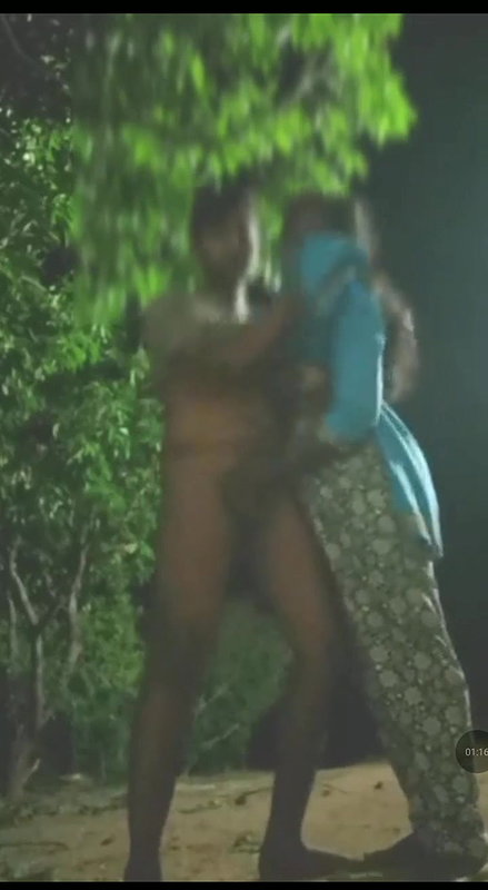 GF Giving HJ to Lover on Road in Night 22