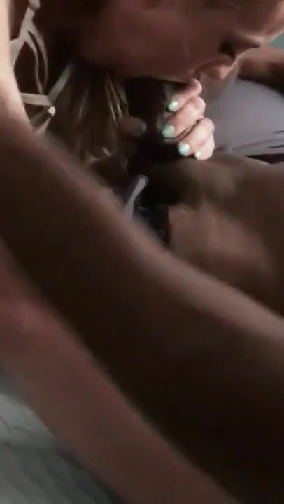 Amateur Cuckold girl gets BBC_634156fb