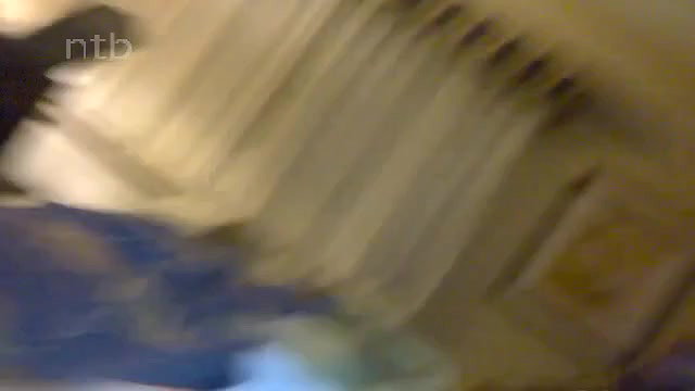 Cuckold Ehemann bezahlte seinen Freund um mich zu ficken_4263fdba