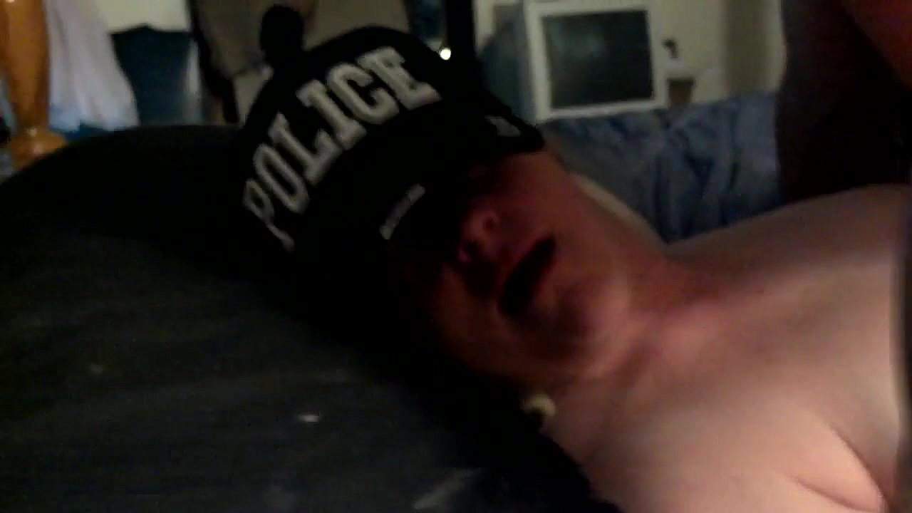 Cuckold Twink watches gay dudes fuck on couch_0fb553b9
