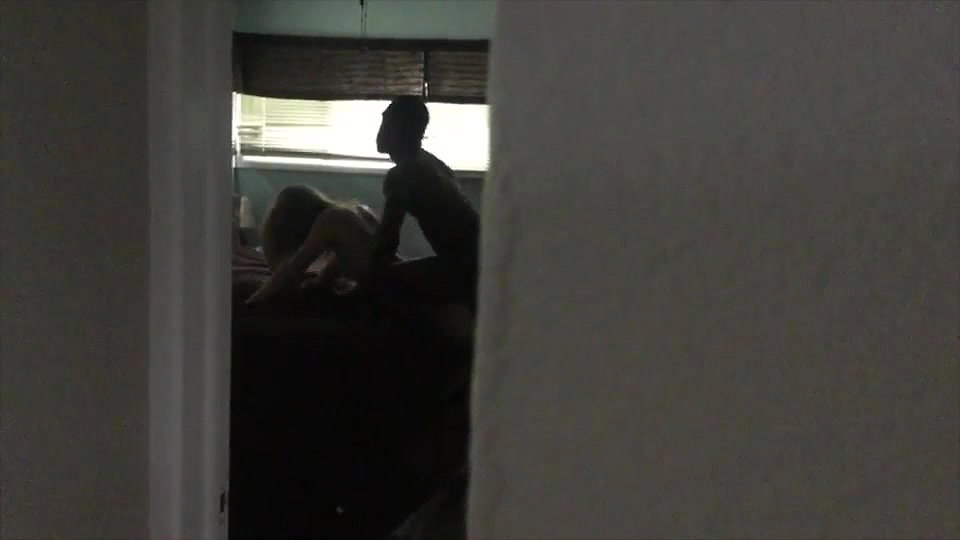 Wicked Cuckold Pleasuring_93890061