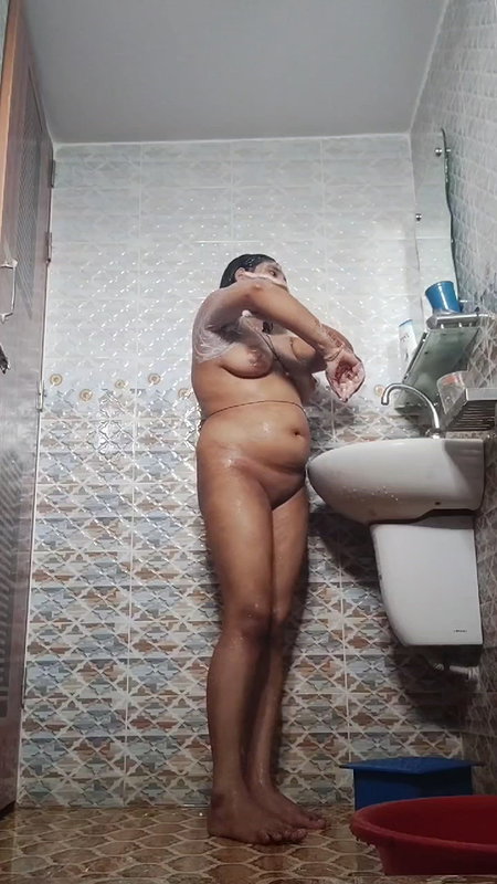 Desi cute girl bathing fully nude 22