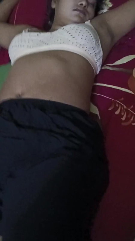 Beautiful Village Girl Showing Boobs on Video Call Includes Multiple Clips 29