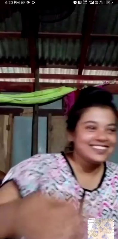 Beautiful Village Girl Showing Boobs on Video Call Includes Multiple Clips 28