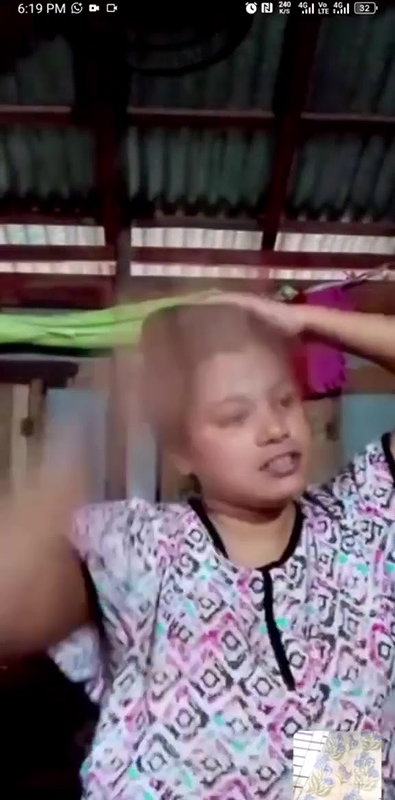 Beautiful Village Girl Showing Boobs on Video Call Includes Multiple Clips 28