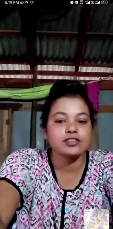 Beautiful Village Girl Showing Boobs on Video Call Includes Multiple Clips 28