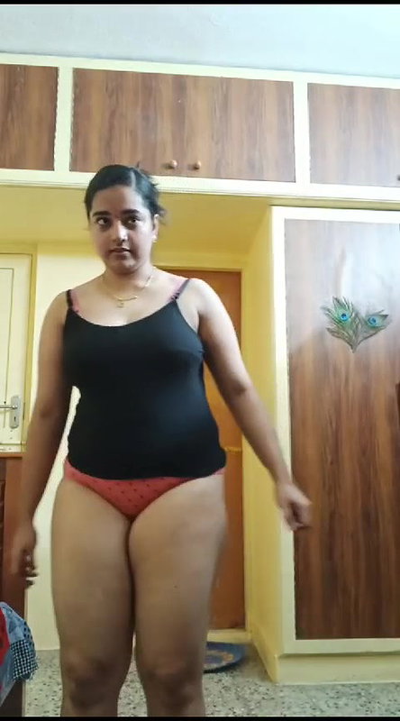 Beautiful Chubby Tamil Girlfriend Showing Hot Nude Figure 2 Videos 23