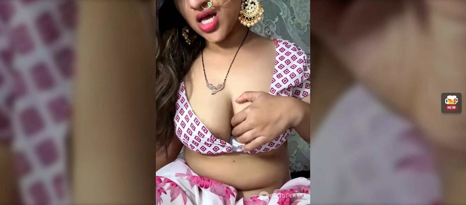 DESI BHABHI IN SAREE seducing pressing boobs 22