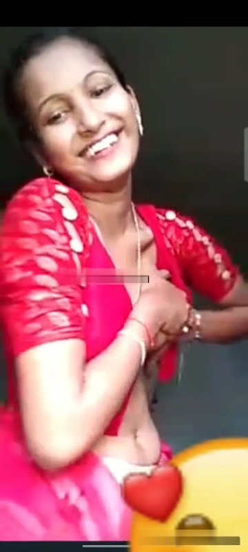 Desi village girl showing her boobs 22