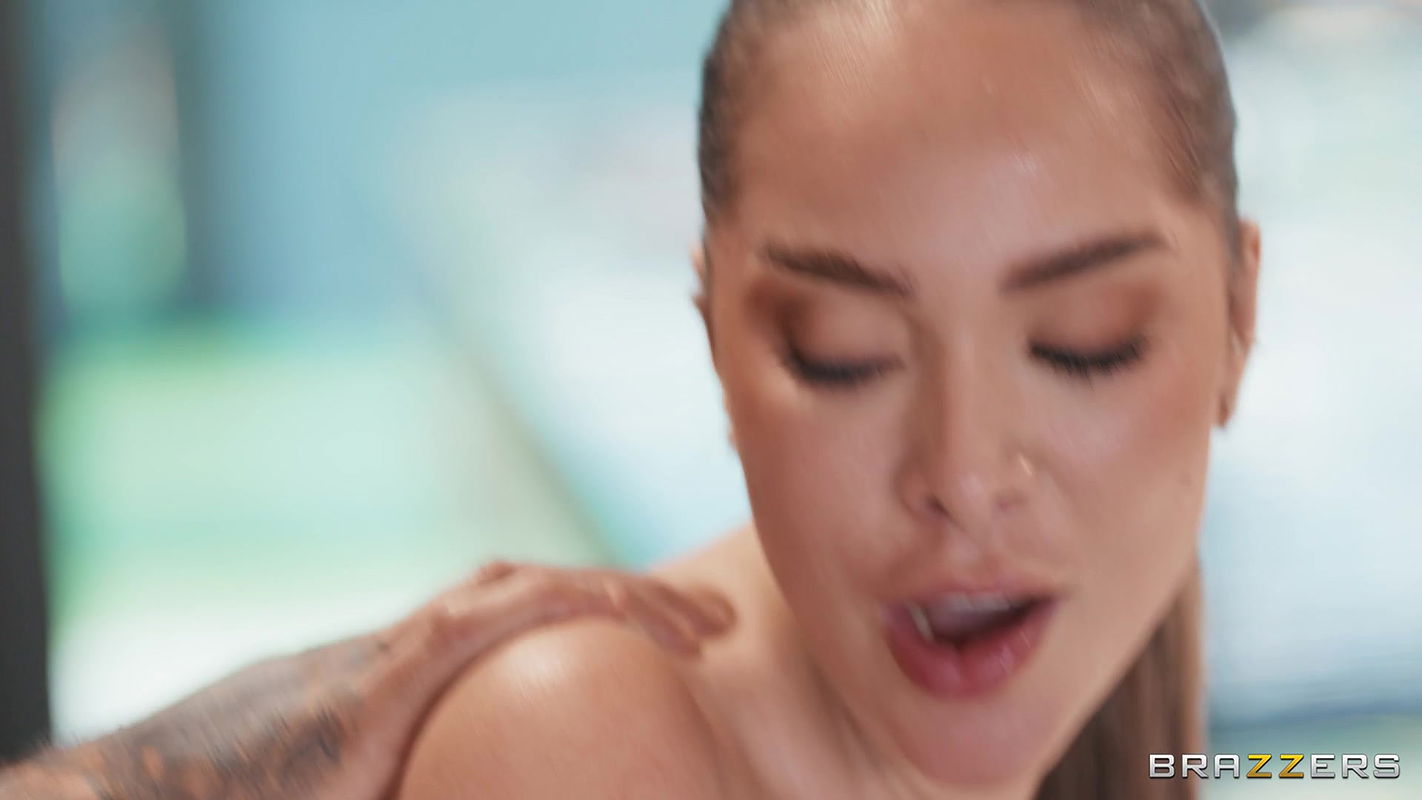 Brazzers Exxtra with Anna in Naughty Ass Meets Angry Cock