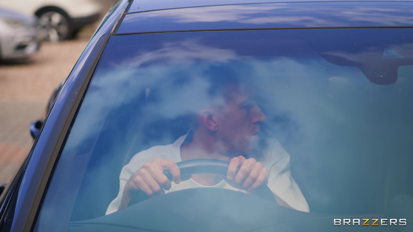 Brazzers Exxtra with Niky Bimbodoll in Danny’s Wet Dream