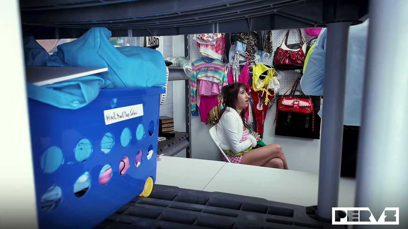 Shoplyfter with Khloe Mendosa in Case No. 8004525 – Can You K-pop My Cherry_