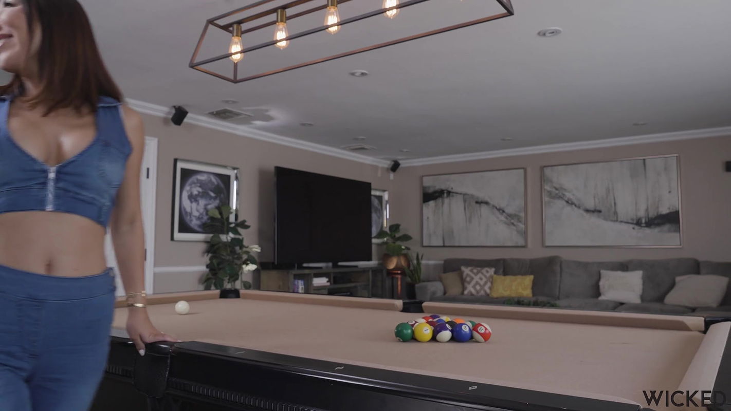 Wicked with Nicole Doshi in The Cat Call