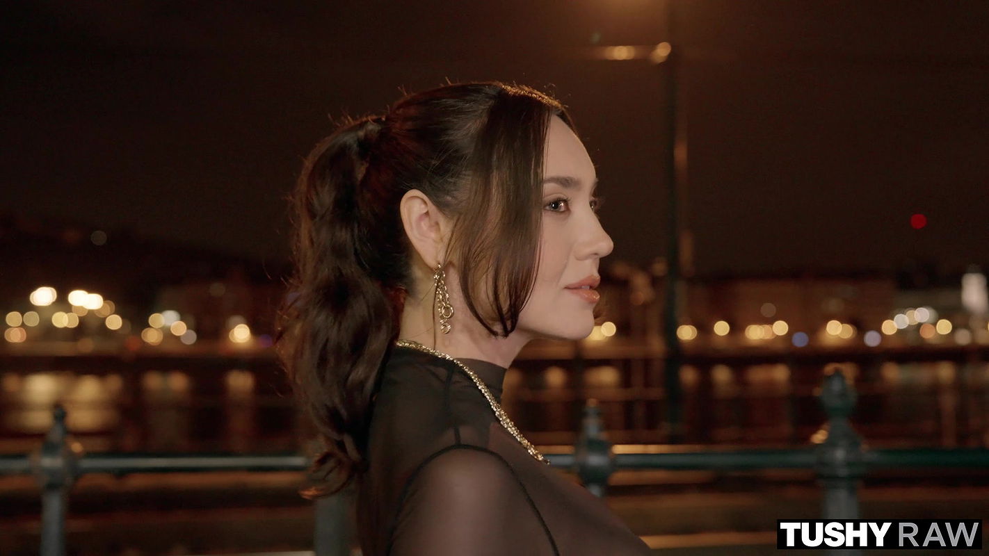 Tushy Raw with Catherine Knight in Anal-Loving Babe Gets Her Round Ass Stretched Out