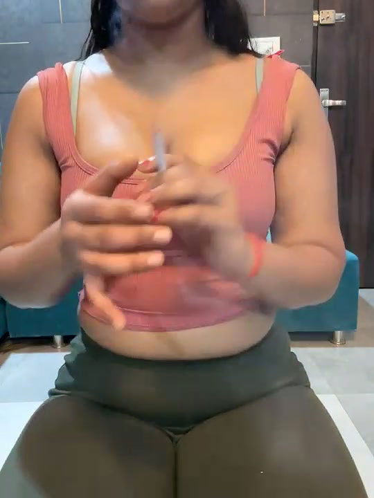 babydoll_pinky-stripchat-ticket-show