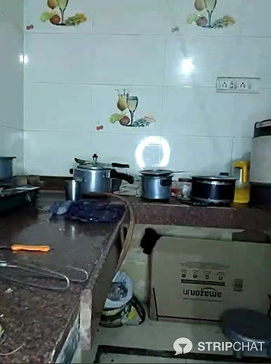 Hot_Bhabhi-ji-stripchat-ticket-show