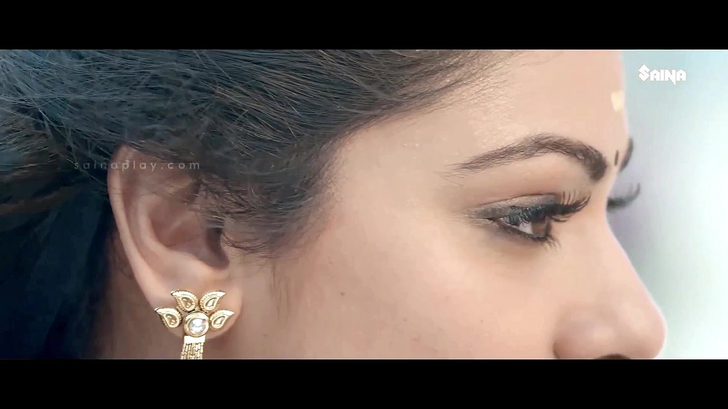 Abhirami Sexy Navel Slips in Saree- Ottakkorukaamukan 22