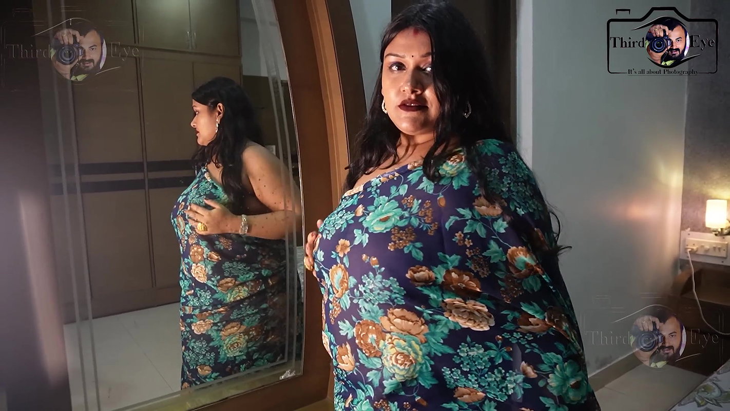 Beautiful booby juli braless saree photoshoot 22