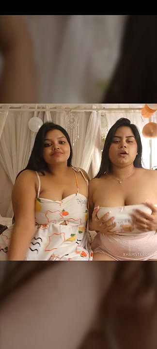 Ameesha famous model tease with her friends nipple sucking live 22