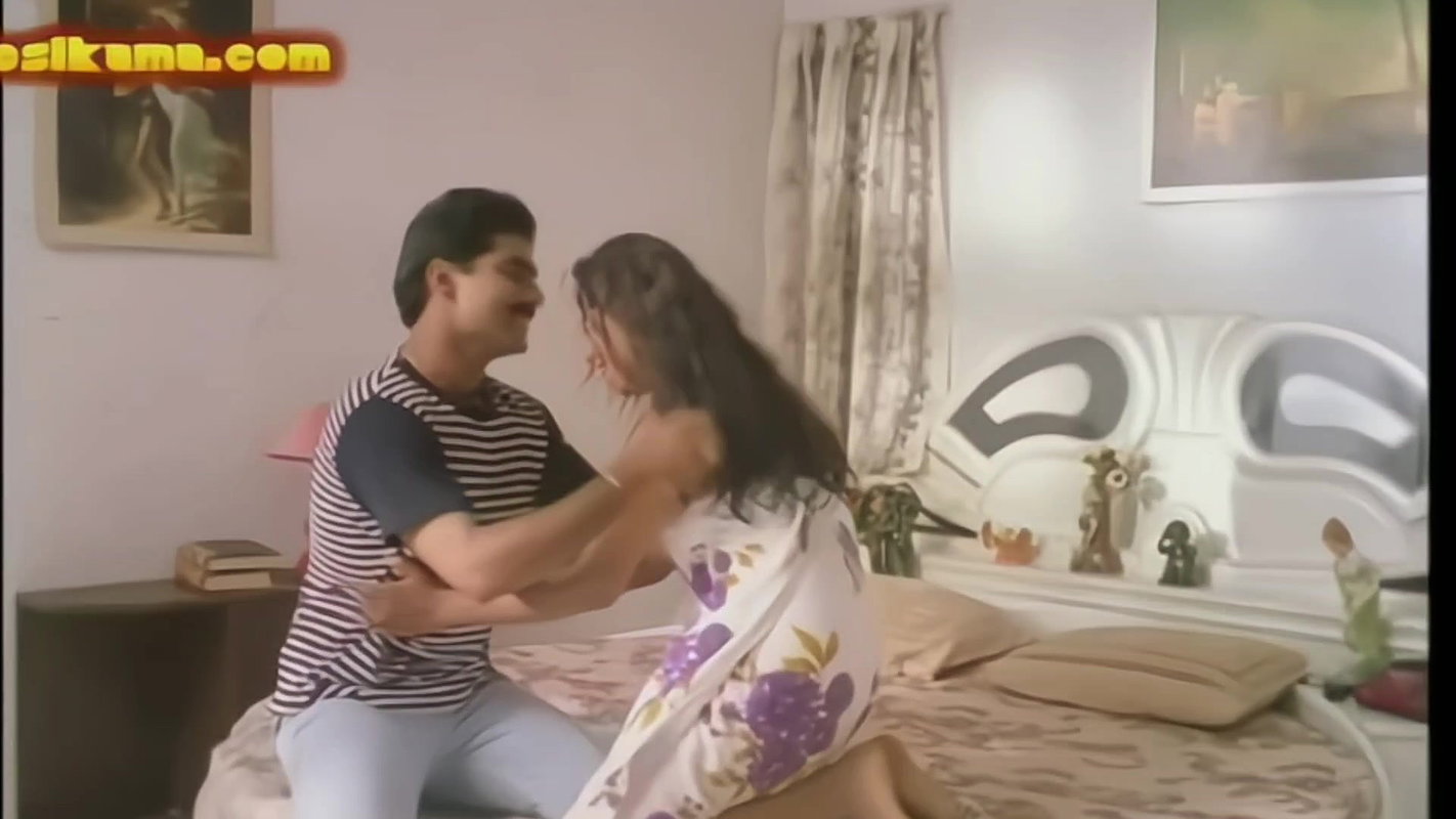 Mallu Sindhu transparent nude boobs show bath in bath tub, nude boobs suck 4K1080P 23