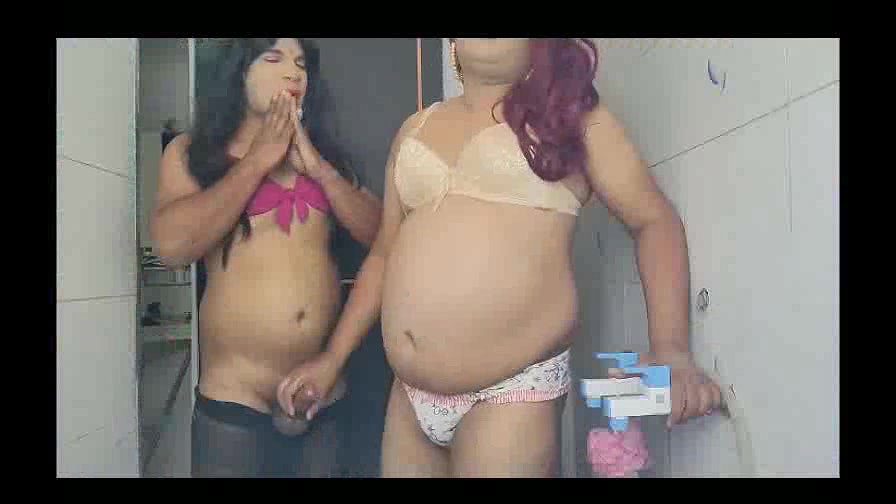 Mismalaika Fuck show 3somed 23