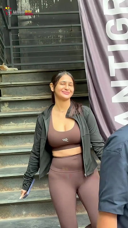 Beautiful Prakriti Pavani awesome boobs popping out in sexy outfit 22