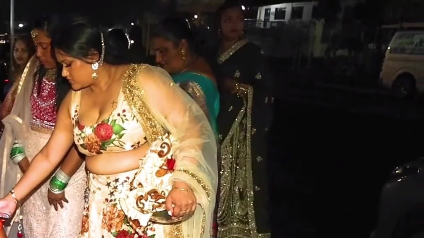 Sexy Punjabi ladies cleavage and huge breasts during haldi in multiple costume 22