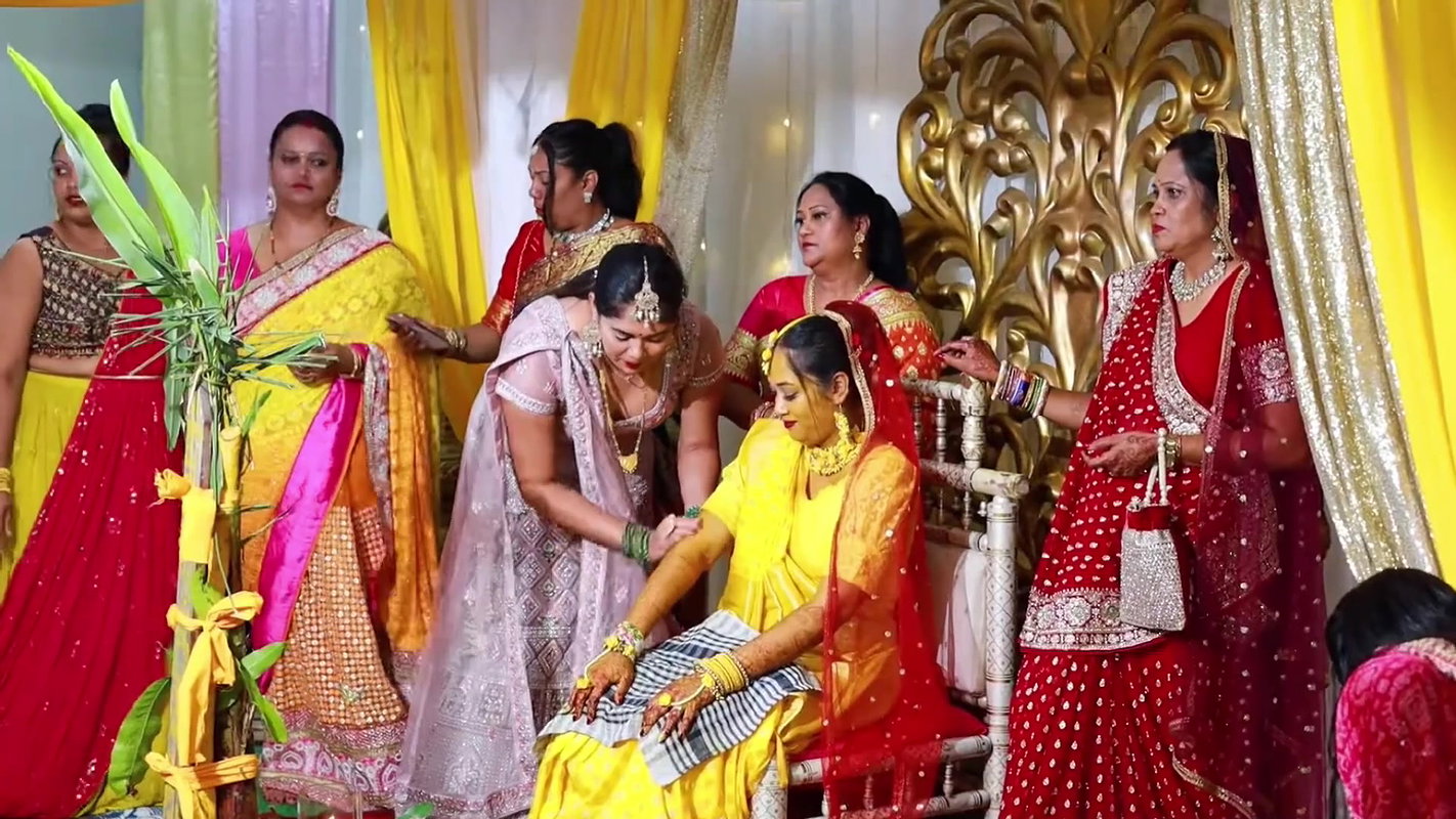 Sexy Punjabi ladies cleavage and huge breasts during haldi in multiple costume 22